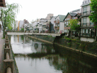 秋田の郷土料理なら川反通りで楽しもう